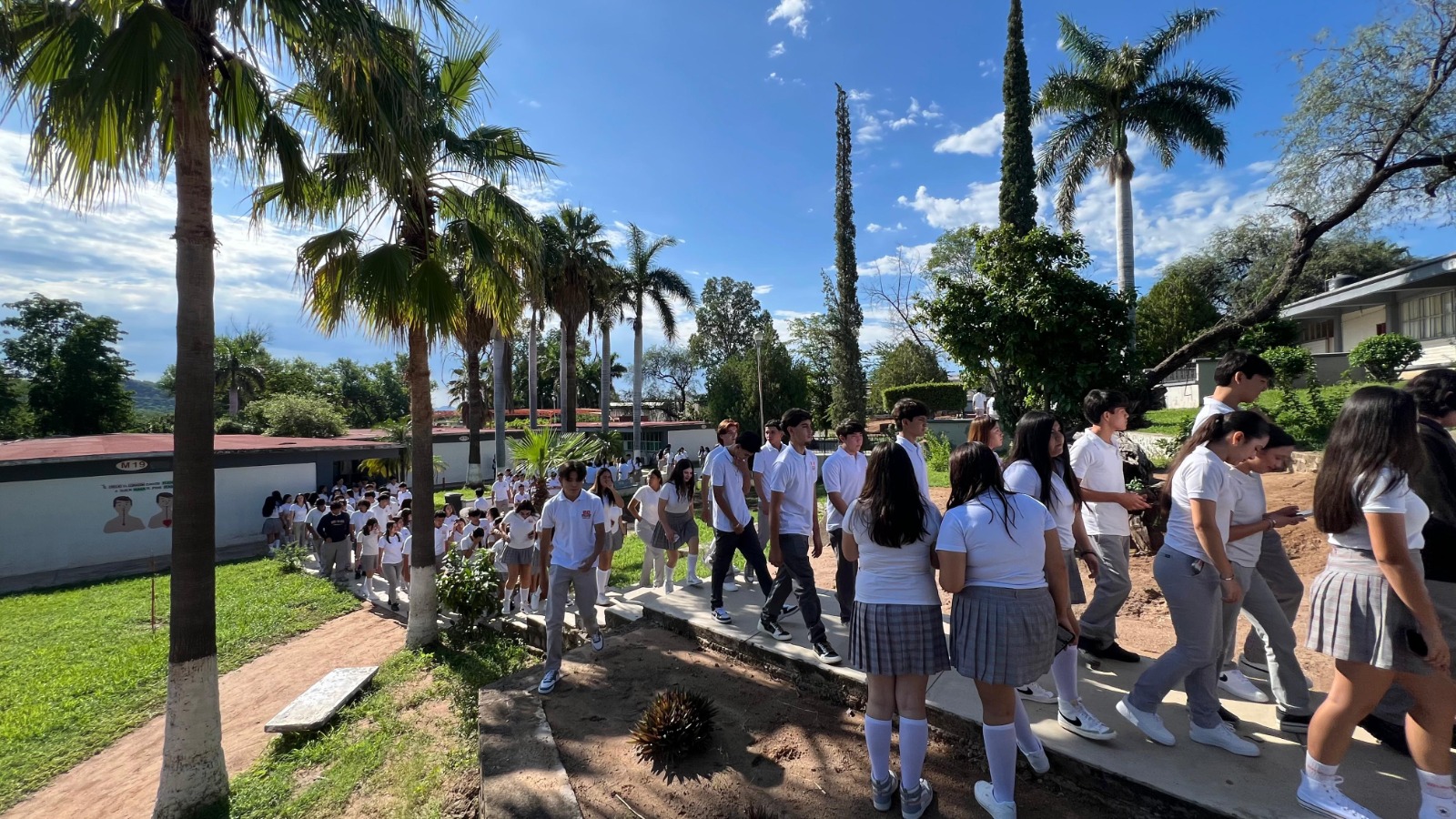 Inicia con éxito las clases en Cobach Sonora 2025-2026,  con más de 28 mil alumnos en  los 30 planteles del estado