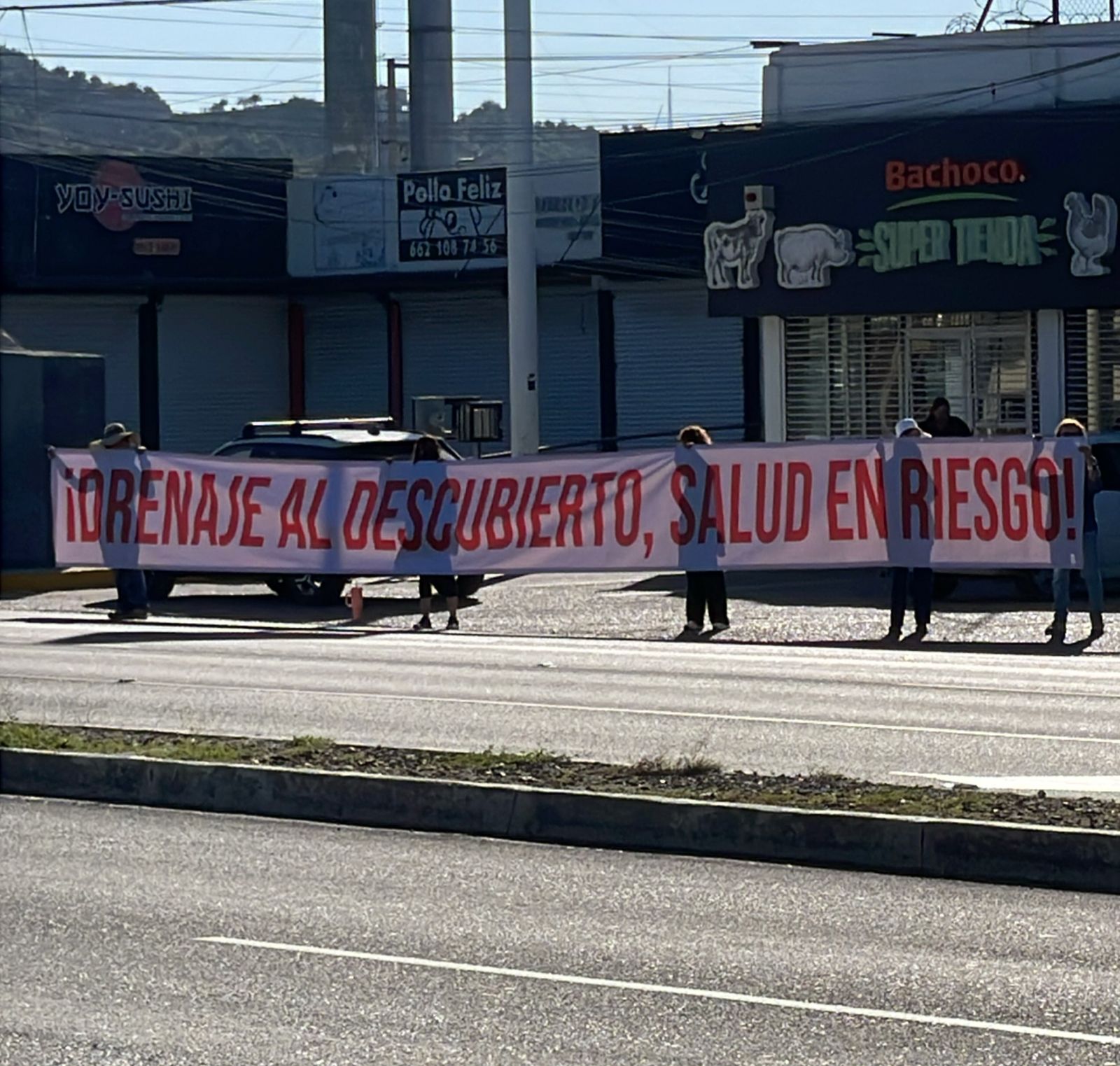 Protestan mujeres en Hermosillo por mal estado de drenaje 