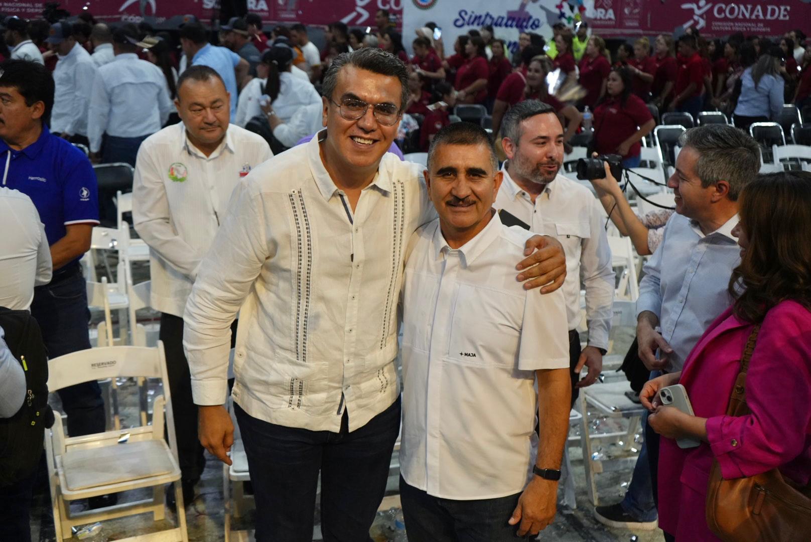 Ramón Flores refrenda su compromiso con los derechos laborales  en el día del trabajo 