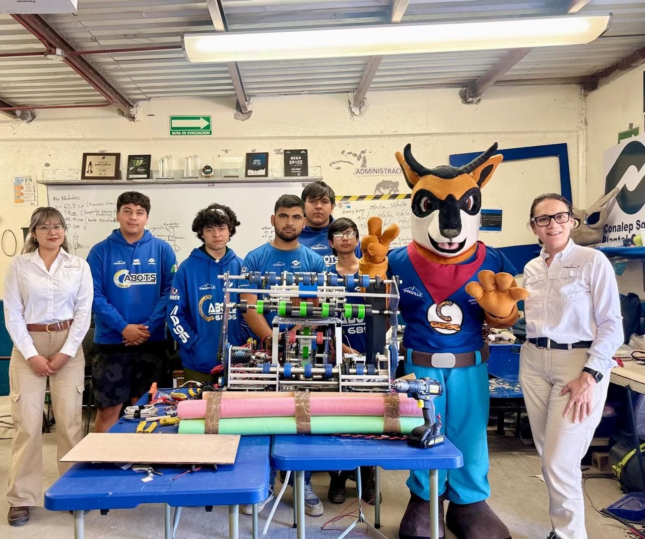 Estudiantes de Conalep Sonora destacan en el FIRST Laguna Regional 2026