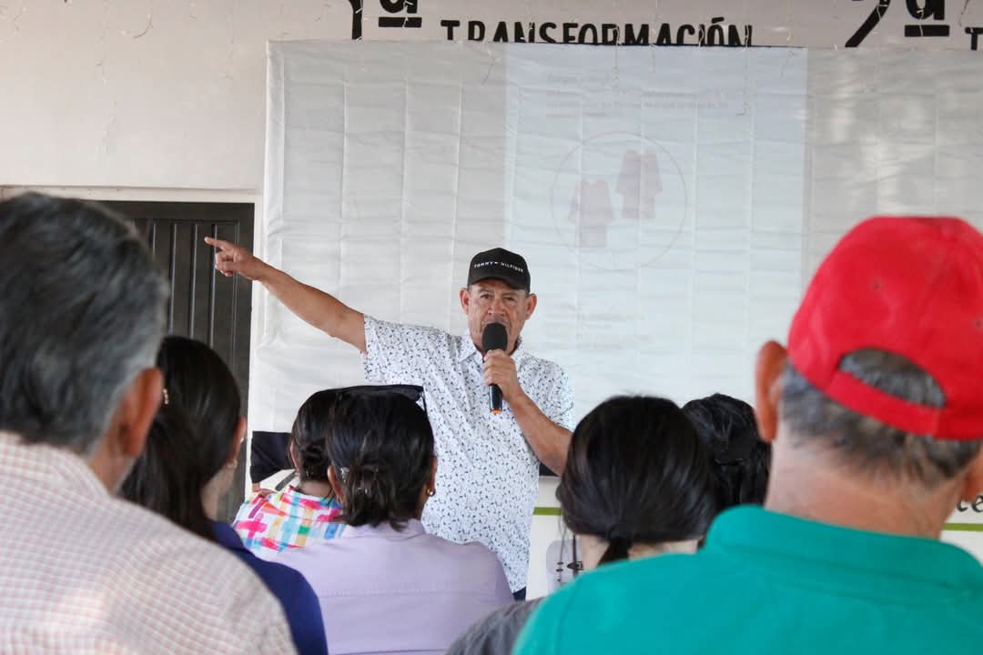 Diputado Próspero Valenzuela capacita a personal relacionada con el próximo proceso electoral 