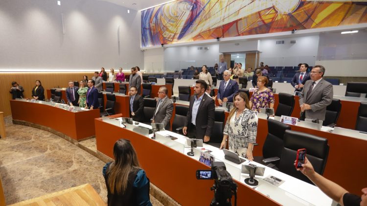 Discute Congreso de Sonora iniciativas sobre registros de nacimiento y defunci&oacute;n, orfandad y aportaciones al Isssteson