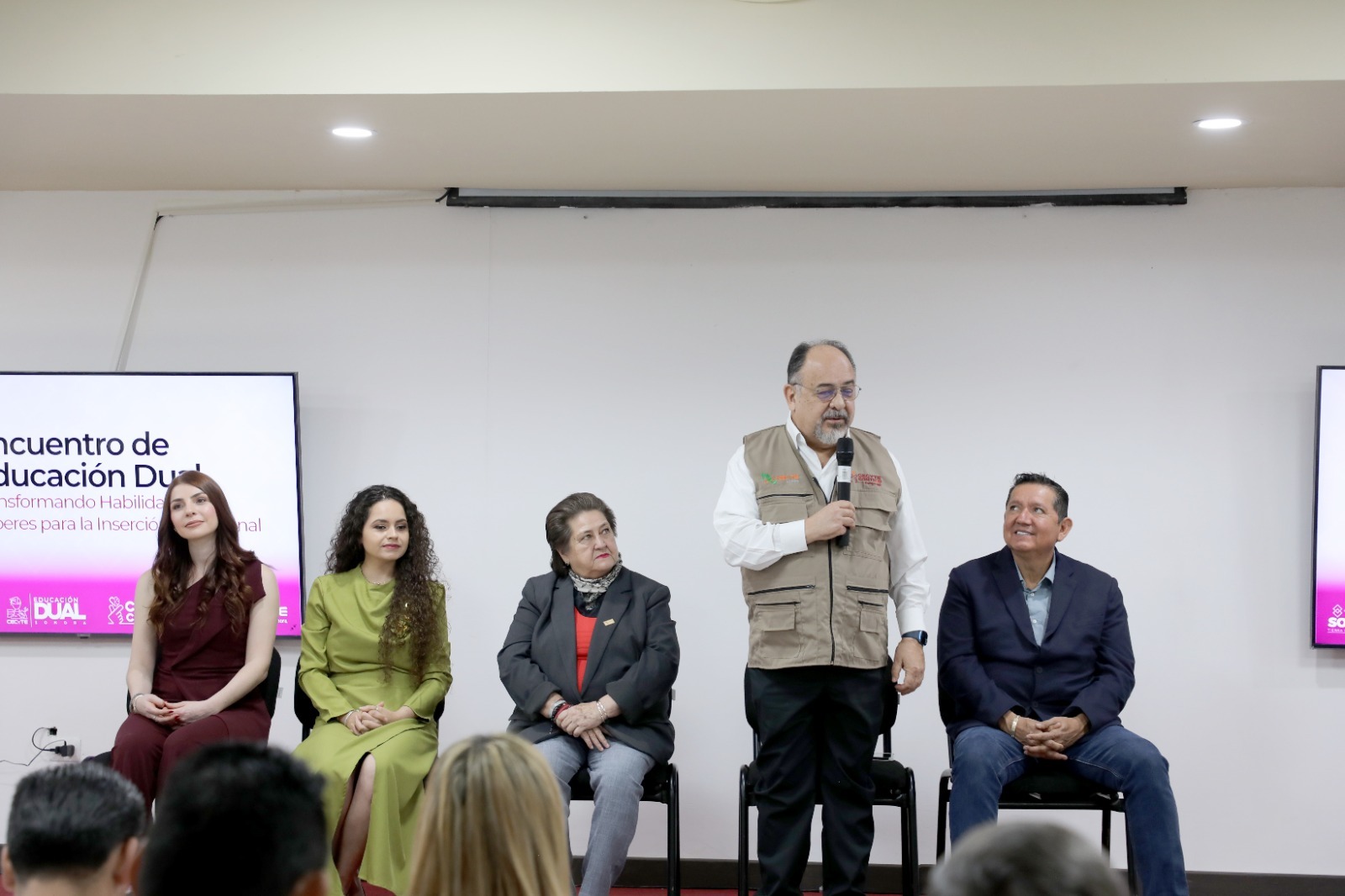 Cecyte Sonora realiza el Primer Encuentro de Educación Dual