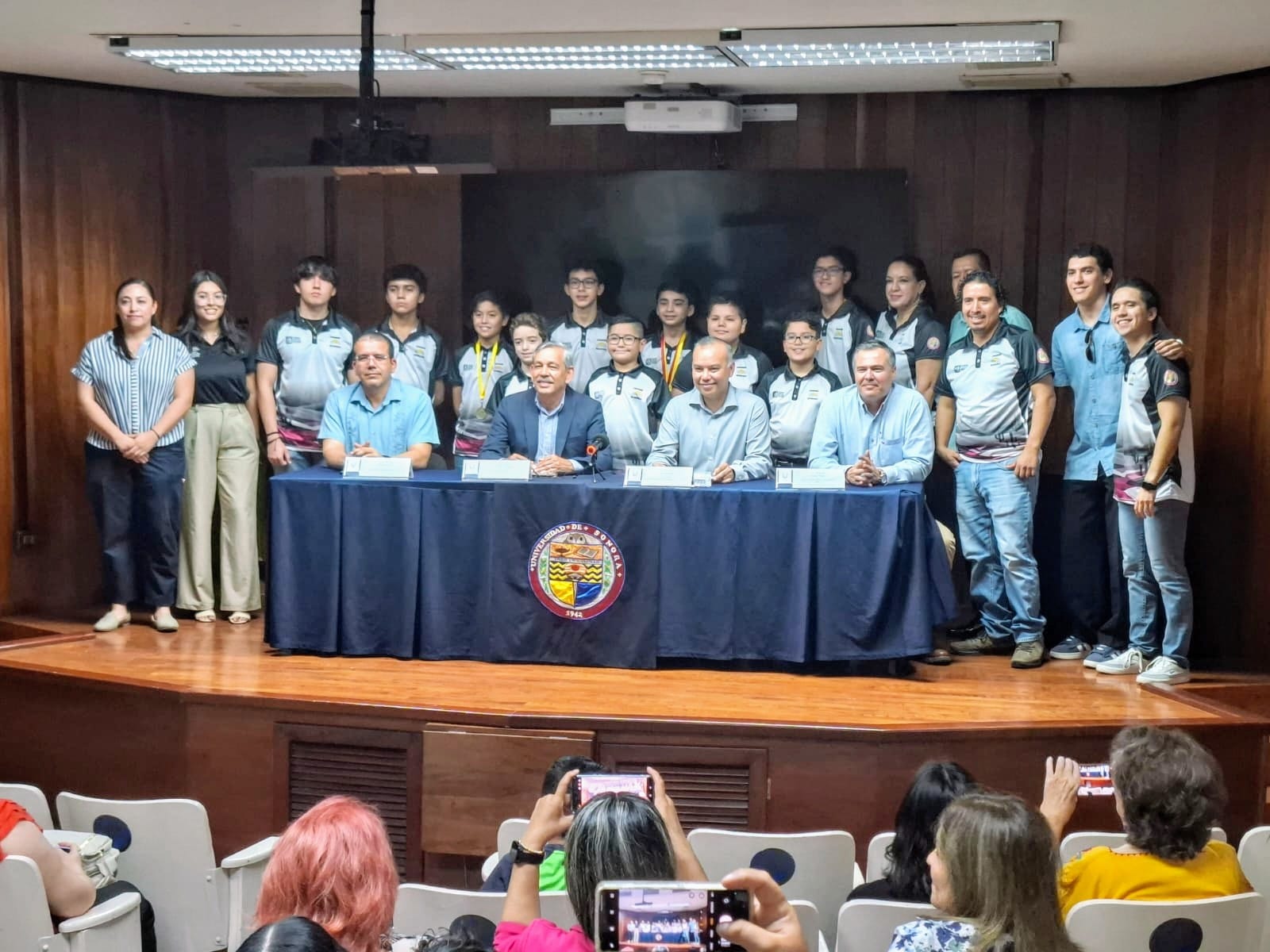 Estudiantes de primaria y secundaria representan a Sonora en Olimpiada Mexicana de Matemáticas: SEC