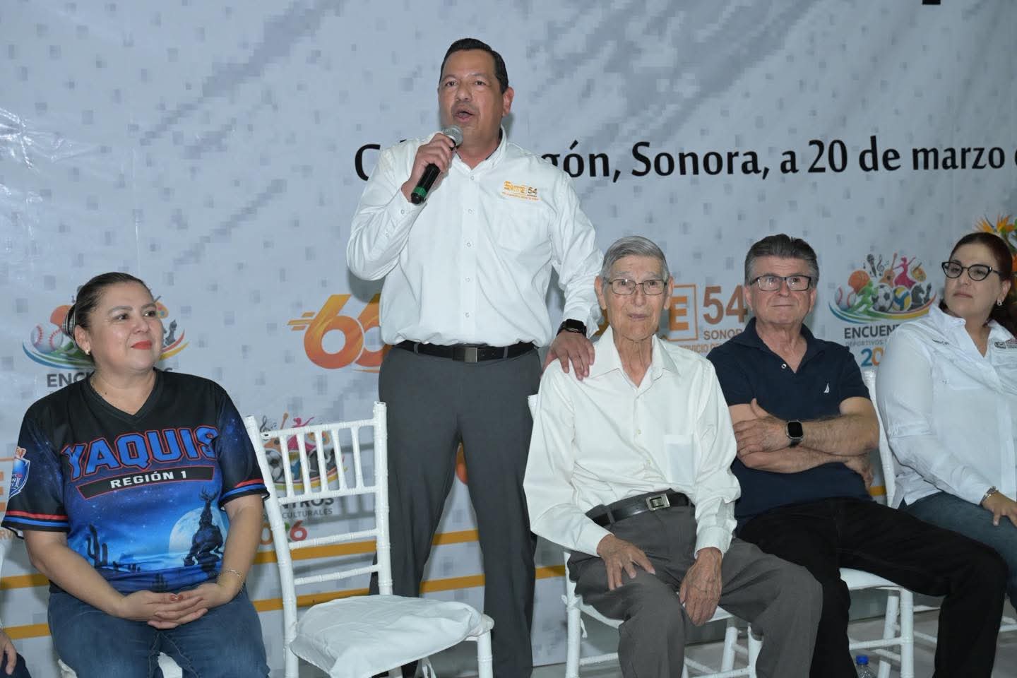 Inauguraci&oacute;n de los juegos magisteriales en Cajeme, Sonora 