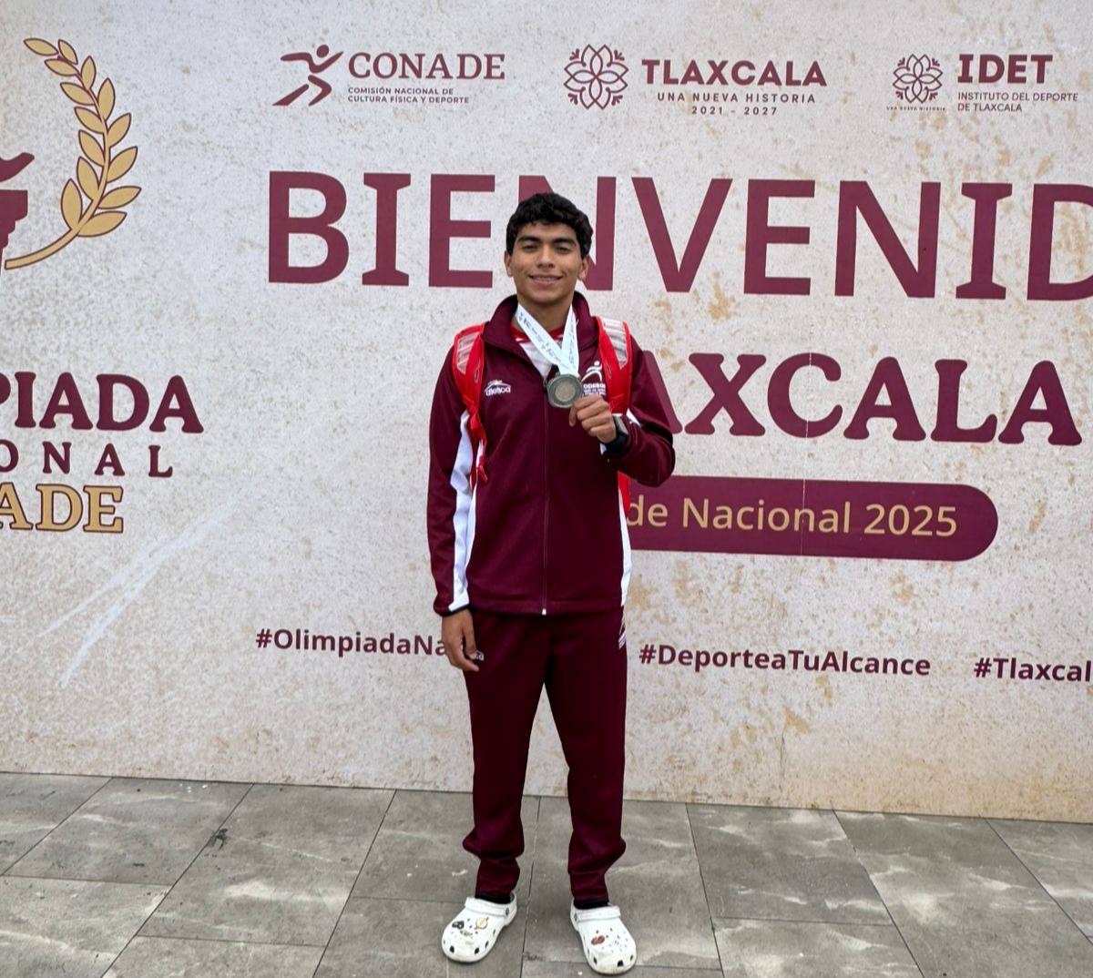 Franco González Sotelo subcampeón nacional en atletismo de Cobach plantel Puerto Peñasco 