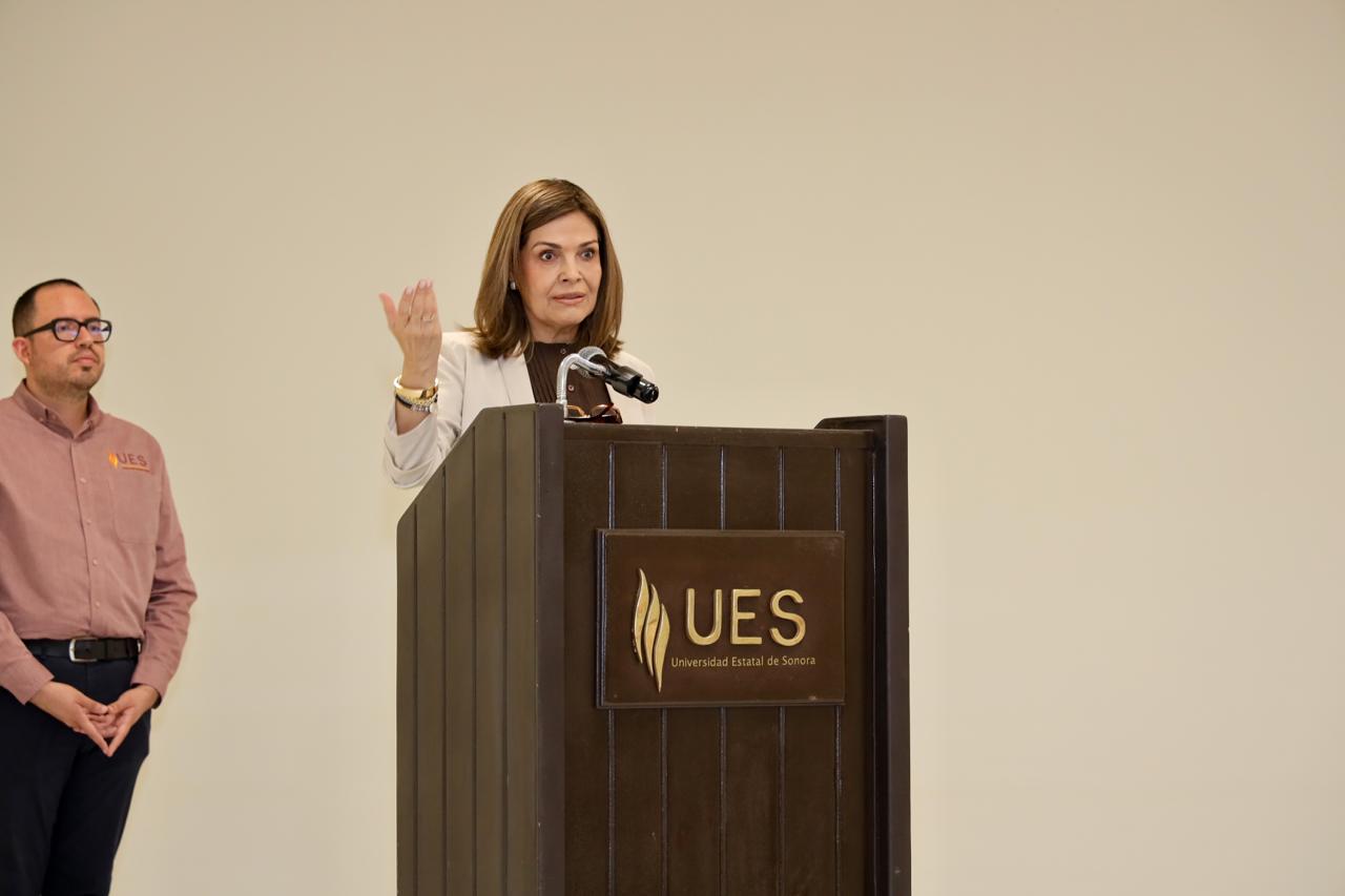 Presenta Gobierno de Sonora programa de ingl&eacute;s para la industria de semiconductores: UES