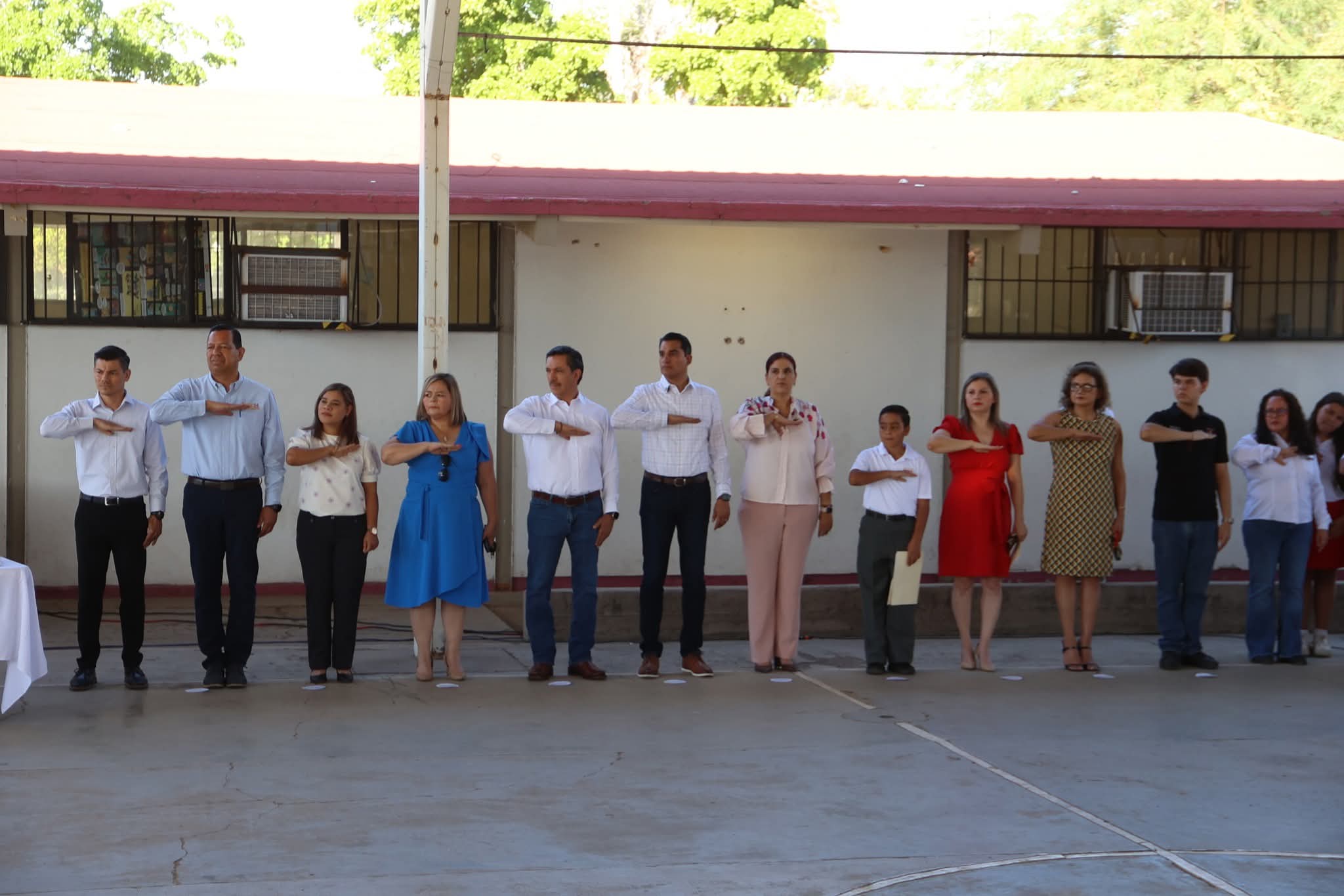 Reafirmando su compromiso con la educación: Javier Ceballos y Froylán Gámez Gamboa 